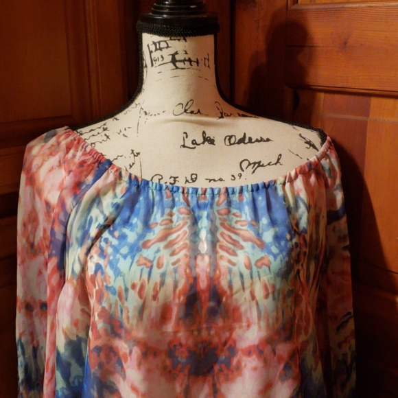 💜3/$10💜Colorful Boho pastel top - Picture 5 of 7